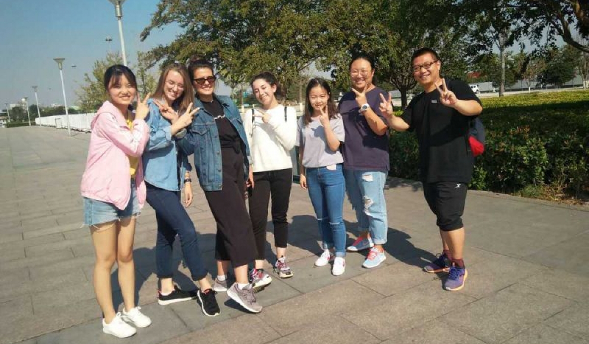 Minin University students took part in the international exchange program between the students of Xi'an University of Translation (China) and Minin University