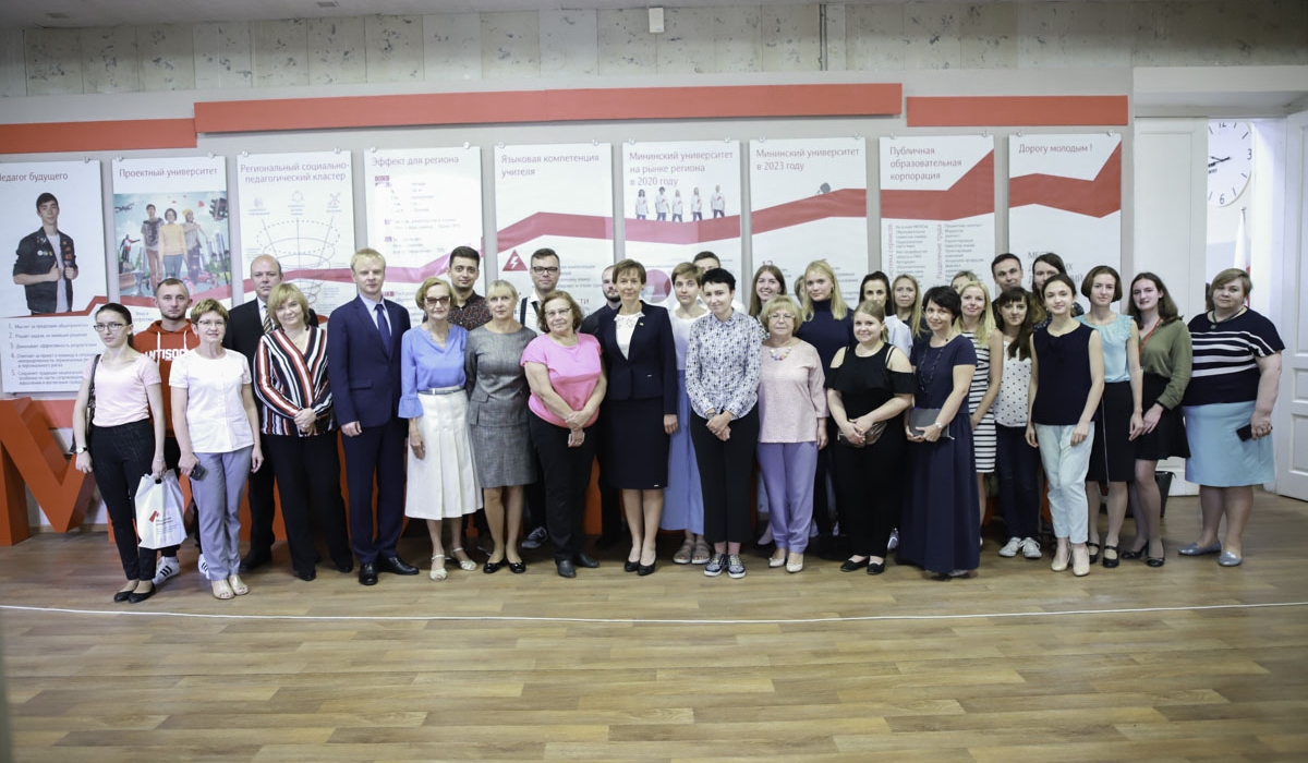 Summer school for young philologists from Russia and Poland srarted at Minin University