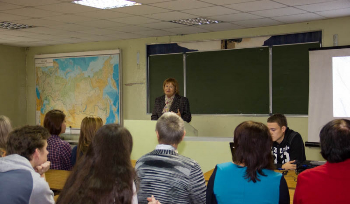 UNO expert on environmental protection visits ecological department students at Minin University