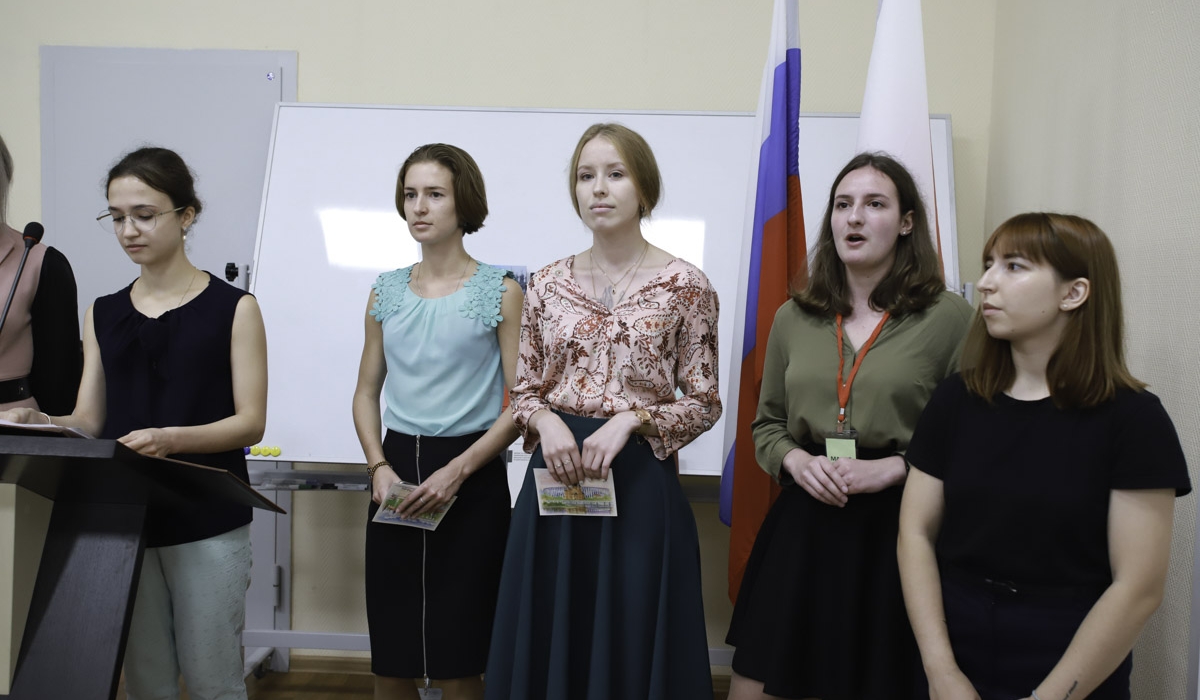 Summer school for young philologists from Russia and Poland srarted at Minin University