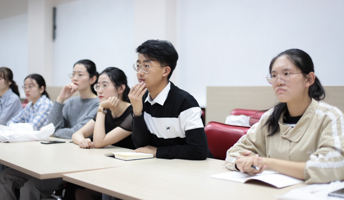 The School of Law and History of Russia for Chinese students took place in Minin University